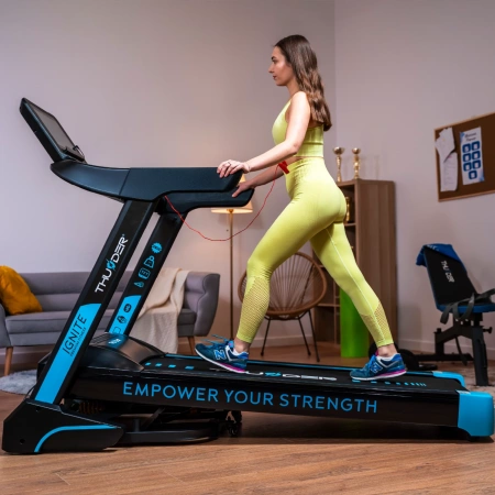 Passadeira de corrida eléctrica THUNDER IGNITE-S-TFT-BLACK