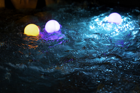 Lâmpada flutuante LED THUNDER